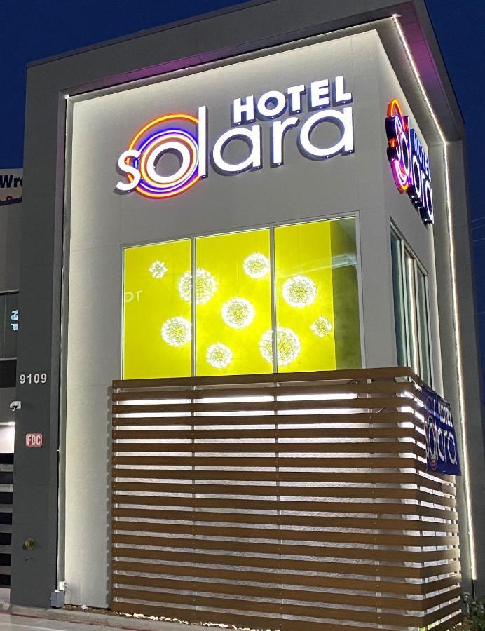 Hotel Solara I-45 & Hobby Airport Хьюстон Экстерьер фото